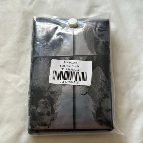 Taylor Swift The Eras Tour Poncho - Picture 4 of 6